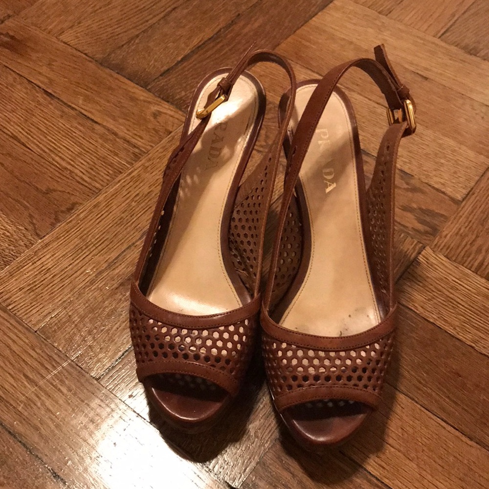 Prada brown leather sandals with heel